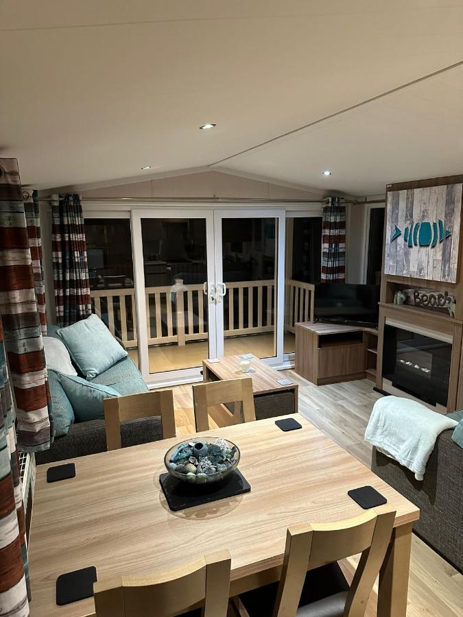 Luxurious 6 Berth Swift Bordeaux On Lyons Robin Hood Rhyl Βίλα Meliden Εξωτερικό φωτογραφία